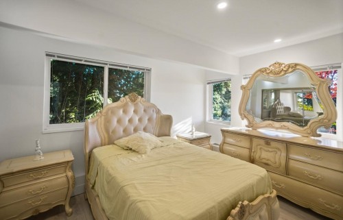 1257 Chartwell Place, West Vancouver, BC 