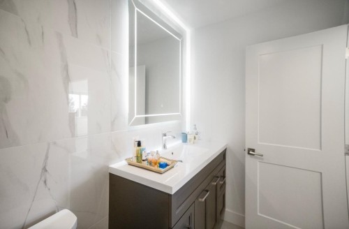 1257 Chartwell Place, West Vancouver, BC 