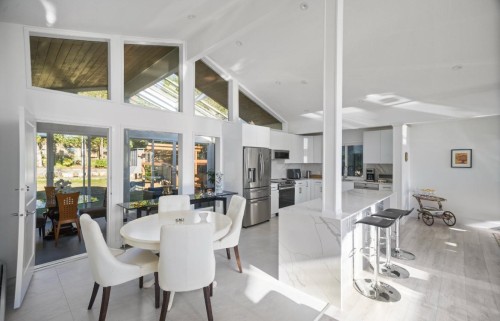 1257 Chartwell Place, West Vancouver, BC 