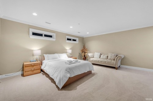 2398 Constantine Place, West Vancouver, BC 