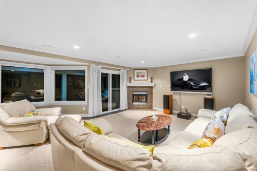 2398 Constantine Place, West Vancouver, BC 