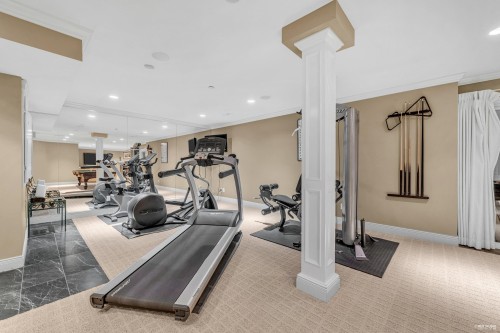 2398 Constantine Place, West Vancouver, BC 