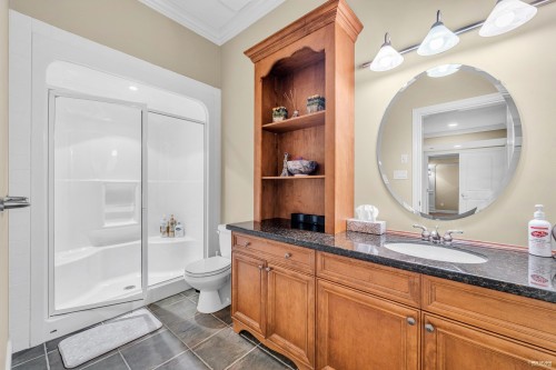 2398 Constantine Place, West Vancouver, BC 