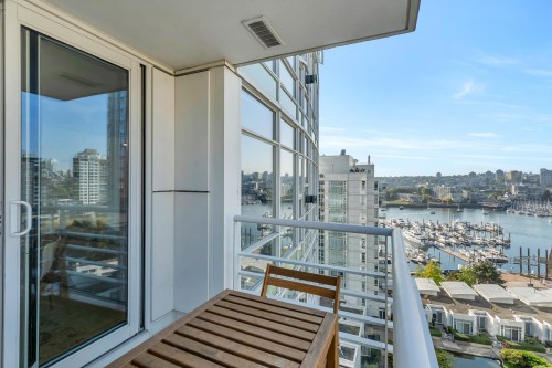 1608-198 Aquarius Mews, Vancouver, BC 