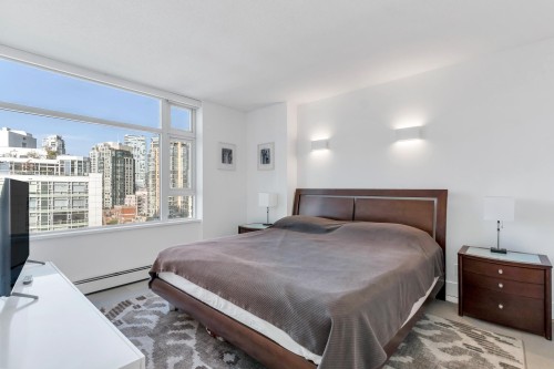 1608-198 Aquarius Mews, Vancouver, BC 