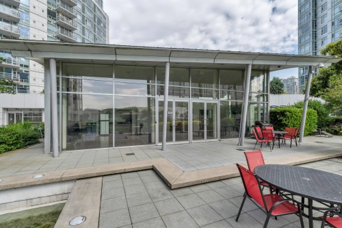 1608-198 Aquarius Mews, Vancouver, BC 