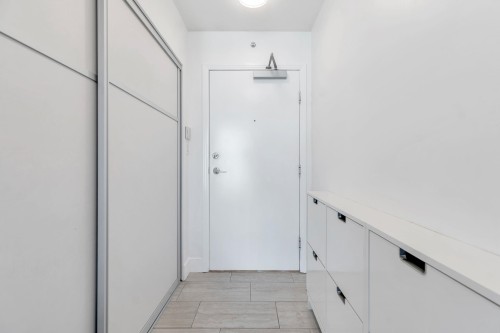 1608-198 Aquarius Mews, Vancouver, BC 