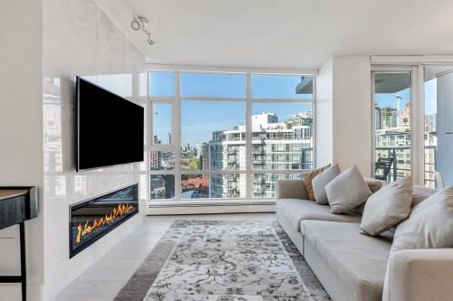 1608-198 Aquarius Mews, Vancouver, BC 