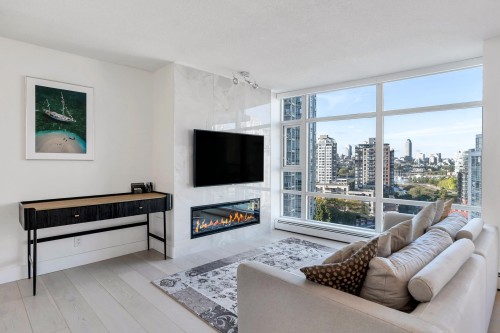 1608-198 Aquarius Mews, Vancouver, BC 