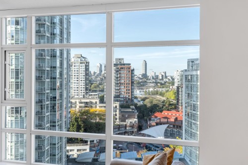 1608-198 Aquarius Mews, Vancouver, BC 