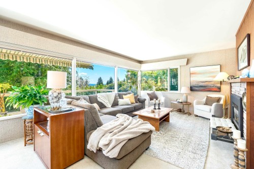 792 Anderson Crescent, West Vancouver, BC 