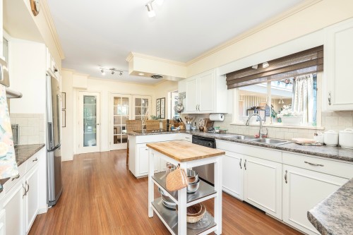 792 Anderson Crescent, West Vancouver, BC 