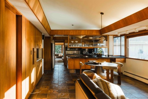 701 Dansey Avenue, Coquitlam, BC 