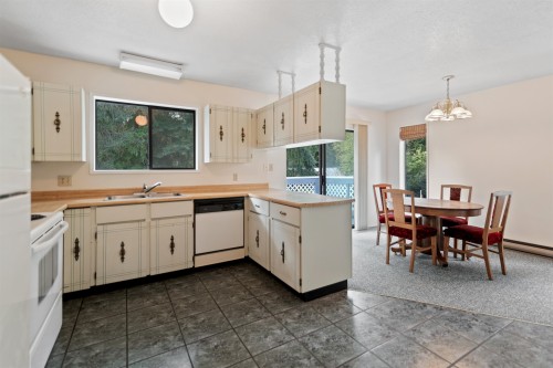 1067 Fircrest Road, Gibsons, BC 