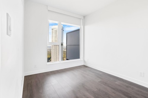 2701-567 Clarke Road, Coquitlam, BC 