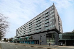 825-8080 Cambie Road  Richmond, BC V7E 2C2