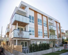 2F-7878 Granville Street  Vancouver, BC V6P 4Z2