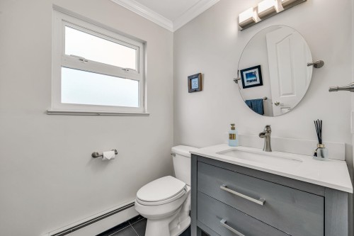 3191 8Th Avenue E, Vancouver, BC 