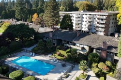 1218-235 Keith Road  West Vancouver, BC V7T 1L5