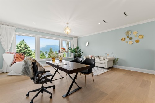 5747 Newton Wynd, Vancouver, BC 