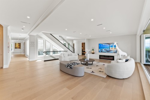 5747 Newton Wynd, Vancouver, BC 