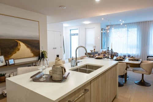 Th2-423 6Th Street, West Vancouver, BC 