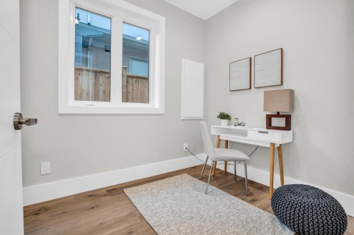 2380 Marine Drive, West Vancouver, BC 