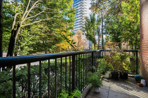 308 Smithe Street, Vancouver, BC 