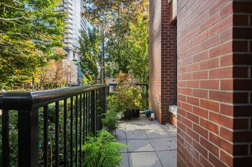 308 Smithe Street, Vancouver, BC 