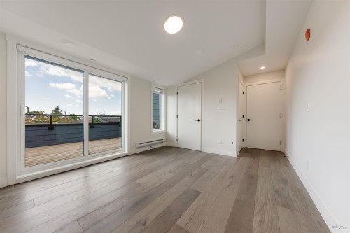 202-5092 Slocan Street, Vancouver, BC 