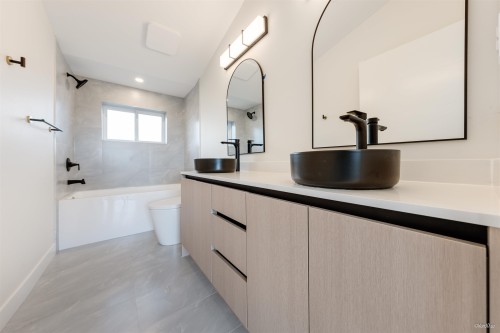 202-5092 Slocan Street, Vancouver, BC 