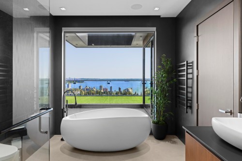 1840 Orchard Way, West Vancouver, BC 