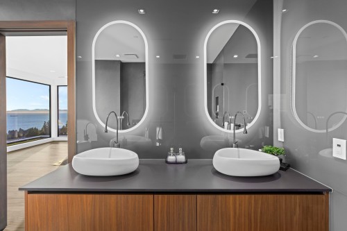 1840 Orchard Way, West Vancouver, BC 