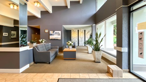 102-2016 Fullerton Avenue, North Vancouver, BC 