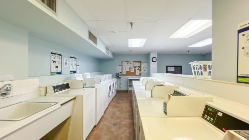 102-2016 Fullerton Avenue, North Vancouver, BC 