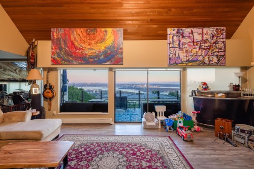 1591 Chartwell Drive, West Vancouver, BC 