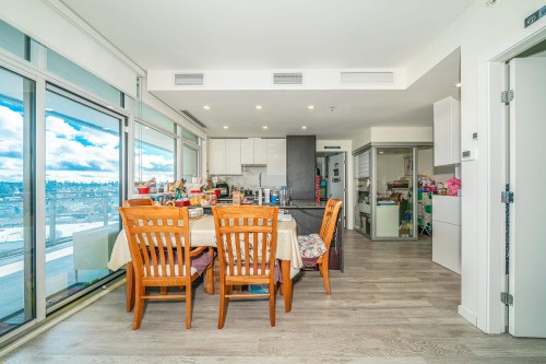 1305-5311 Goring Street, Burnaby, BC 