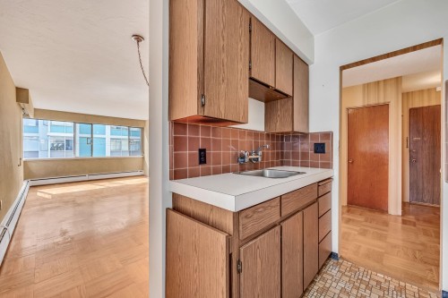 301-1050 Chilco Street, Vancouver, BC 