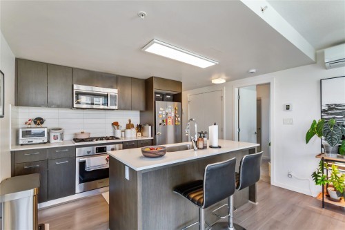 1301-7788 Ackroyd Road, Richmond, BC 