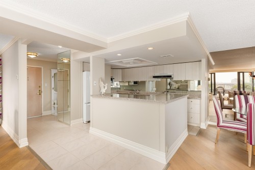 1009-1450 Pennyfarthing Drive, Vancouver, BC 