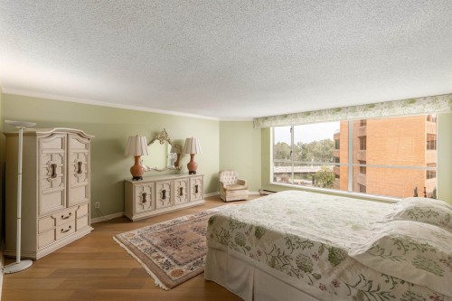 1009-1450 Pennyfarthing Drive, Vancouver, BC 