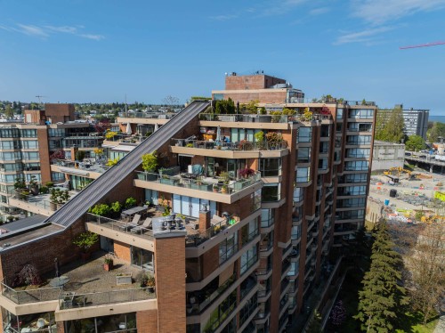 1009-1450 Pennyfarthing Drive, Vancouver, BC 