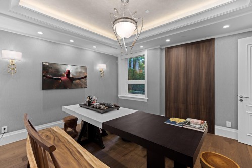 1436 Sandhurst Place, West Vancouver, BC 