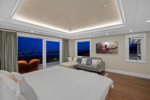 1436 Sandhurst Place, West Vancouver, BC 