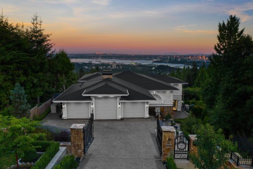 1436 Sandhurst Place, West Vancouver, BC 