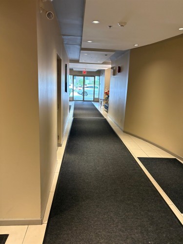 204-137 17Th Street W, North Vancouver, BC 