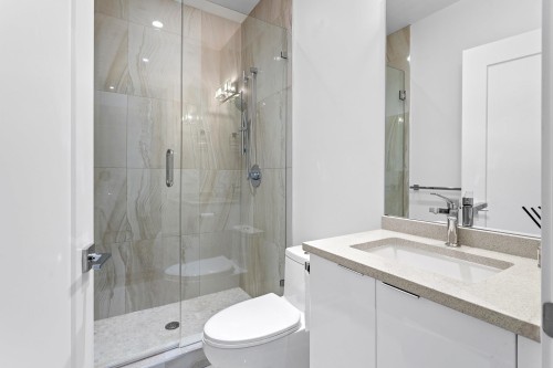 3726 35Th Avenue W, Vancouver, BC 