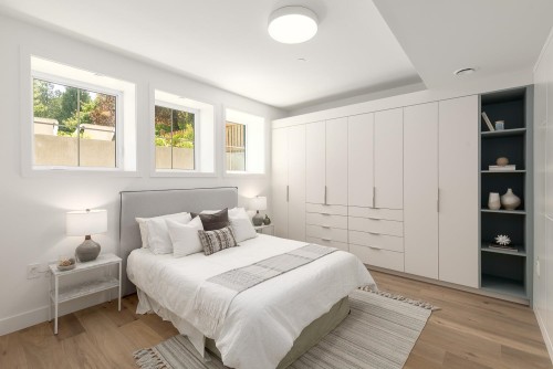 1143 33Rd Avenue W, Vancouver, BC 