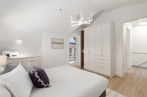 1135 33Rd Avenue W, Vancouver, BC 