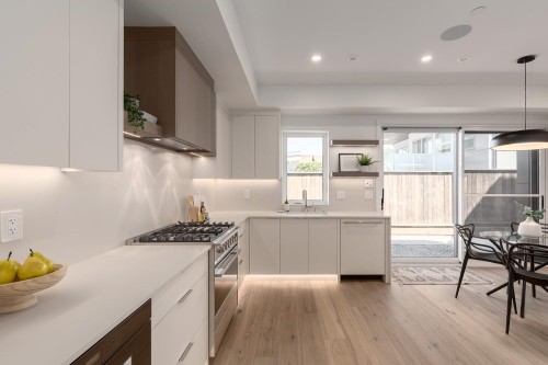 1135 33Rd Avenue W, Vancouver, BC 